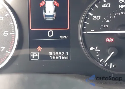 2025 Subaru Ascent Premium 7-Passenger z USA, uszkodzony, nr VIN 4S4WMADD3S3422097